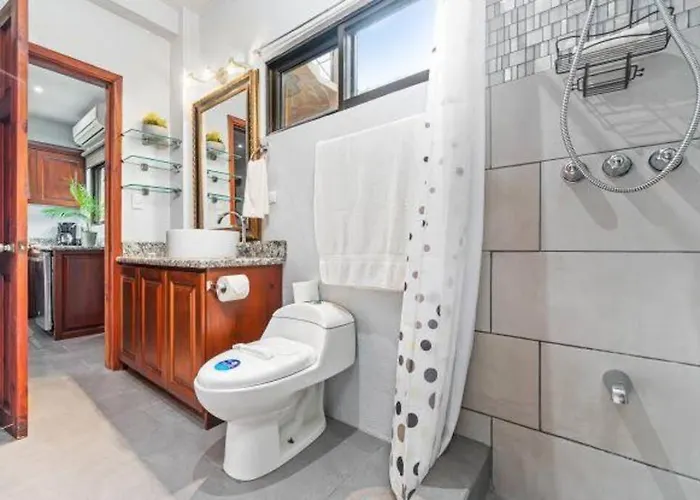 Apartment Magical 1 Bedroom With Ocean View & Pool *