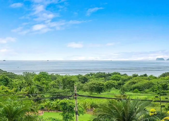 Magical 1 Bedroom With Ocean View & Pool Apartment Potrero (Guanacaste)