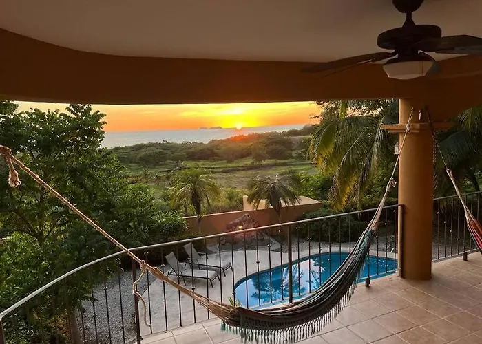 Apartment Magical 1 Bedroom With Ocean View & Pool