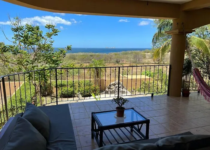 Apartment Magical 1 Bedroom With Ocean View & Pool
